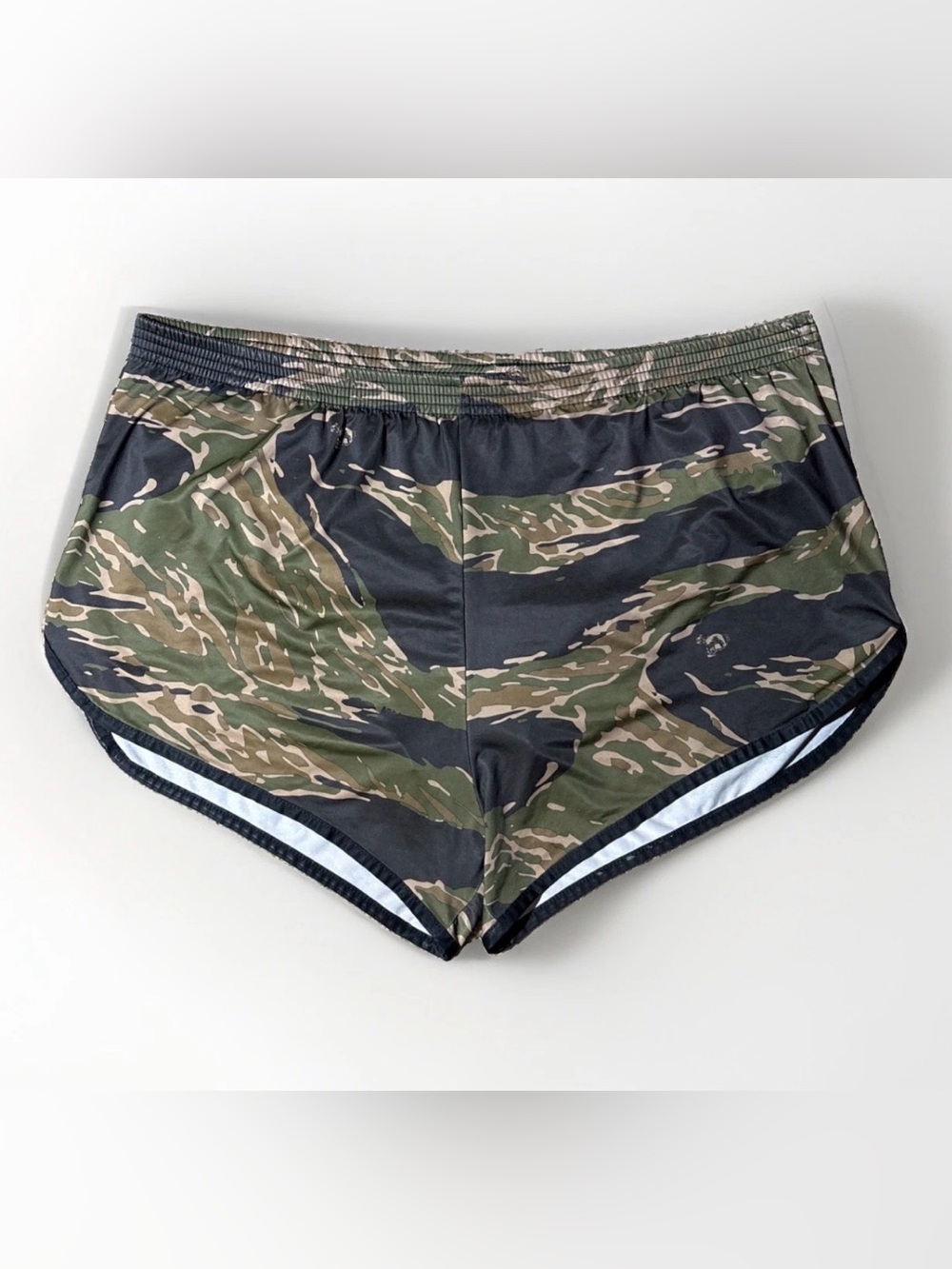 Savage Tacticians Shorts Men’s Medium Green Camo Running Lined Military